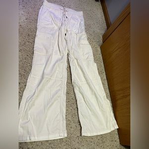 American eagle cargo jeans